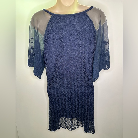 Indigo Soul navy blue lace women’s blouse size medium - Picture 5 of 8